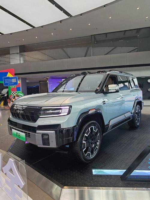 广州白云区富傲润企业管理咨询比亚迪方程豹硬派越野的爆款，英菲尼迪35周年与你共成长